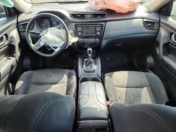 5N1AT2MV4HC865329 2017 NISSAN ROGUE - Image 8