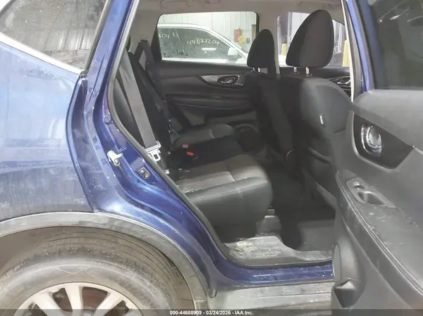 5N1AT2MV4HC866383 2017 NISSAN ROGUE - Image 8