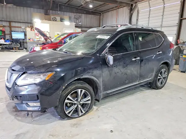 5N1AT2MV4HC870322 2017 NISSAN ROGUE - Image 1