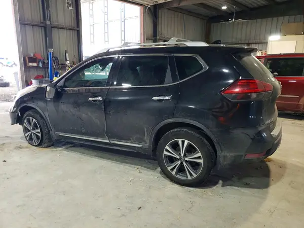 5N1AT2MV4HC870322 2017 NISSAN ROGUE - Image 2