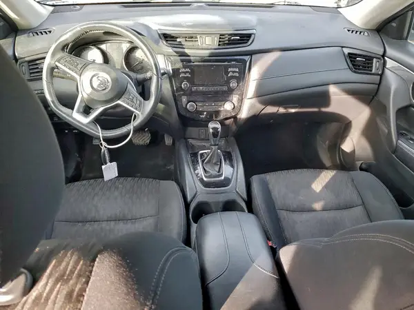 5N1AT2MV4HC873754 2017 NISSAN ROGUE - Image 8