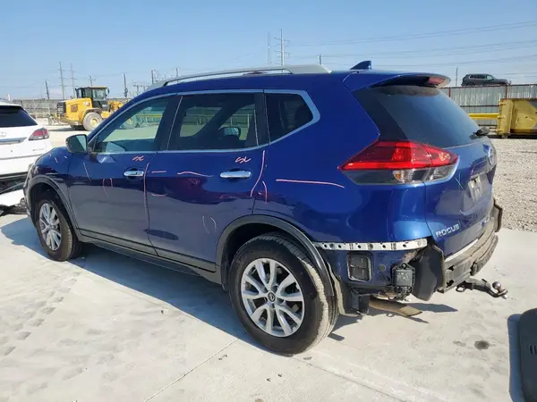 5N1AT2MV4HC874113 2017 NISSAN ROGUE - Image 2