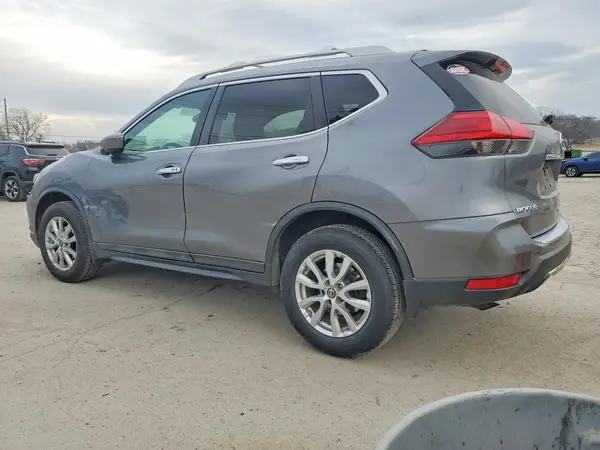 5N1AT2MV4HC876993 2017 NISSAN ROGUE - Image 2