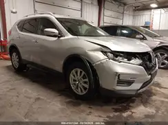 5N1AT2MV4HC877013 2017 NISSAN ROGUE