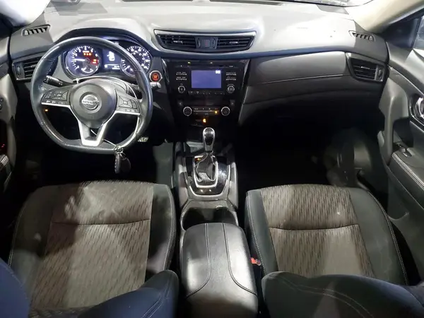 5N1AT2MV4HC882681 2017 NISSAN ROGUE - Image 8