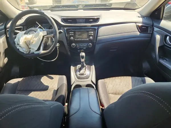 5N1AT2MV4HC889808 2017 NISSAN ROGUE - Image 8