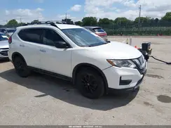 5N1AT2MV4HC895818 2017 NISSAN ROGUE