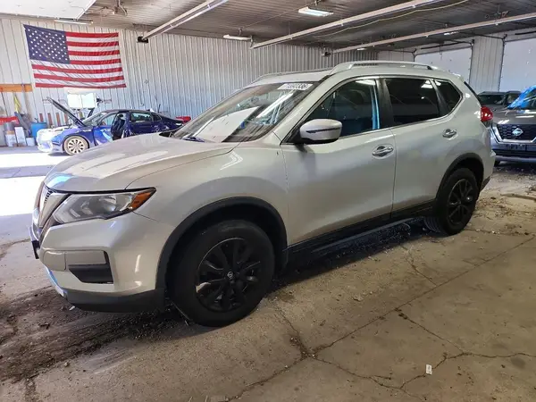 5N1AT2MV4HC896399 2017 NISSAN ROGUE - Image 1
