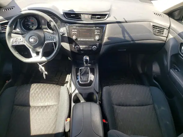5N1AT2MV4HC897472 2017 NISSAN ROGUE - Image 8