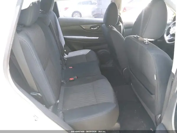 5N1AT2MV4JC700628 2018 NISSAN ROGUE - Image 8