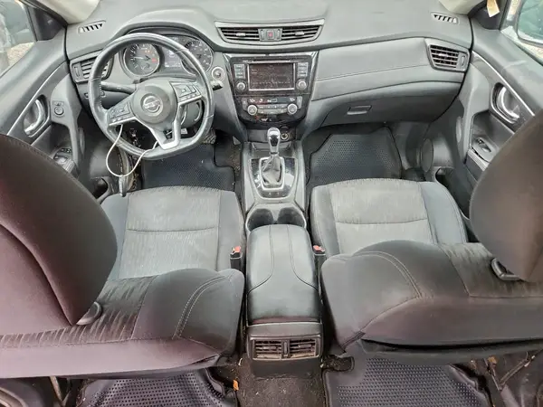 5N1AT2MV4JC709782 2018 NISSAN ROGUE - Image 8