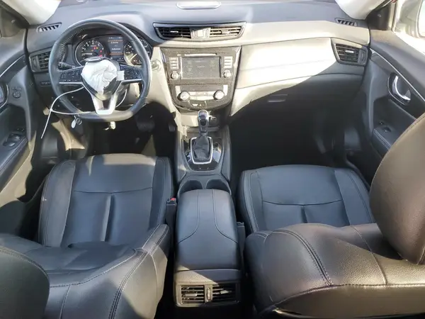 5N1AT2MV4JC710267 2018 NISSAN ROGUE - Image 8