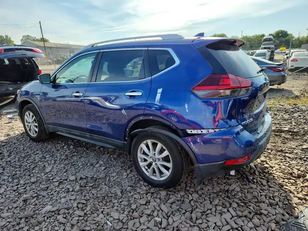 5N1AT2MV4JC711998 2018 NISSAN ROGUE - Image 2