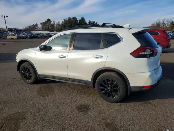 5N1AT2MV4JC721320 2018 NISSAN ROGUE - Image 2
