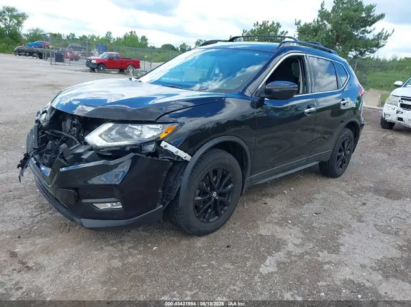 5N1AT2MV4JC725867 2018 NISSAN ROGUE - Image 2