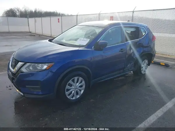 5N1AT2MV4JC728591 2018 NISSAN ROGUE - Image 2
