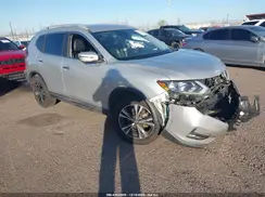 5N1AT2MV4JC731457 2018 NISSAN ROGUE