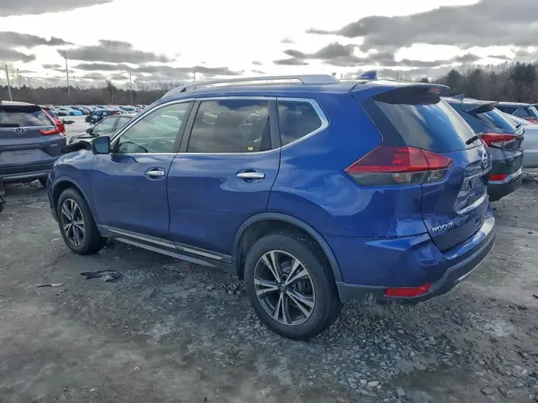 5N1AT2MV4JC732057 2018 NISSAN ROGUE - Image 2
