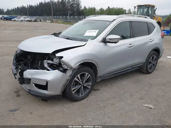5N1AT2MV4JC732186 2018 NISSAN ROGUE - Image 2