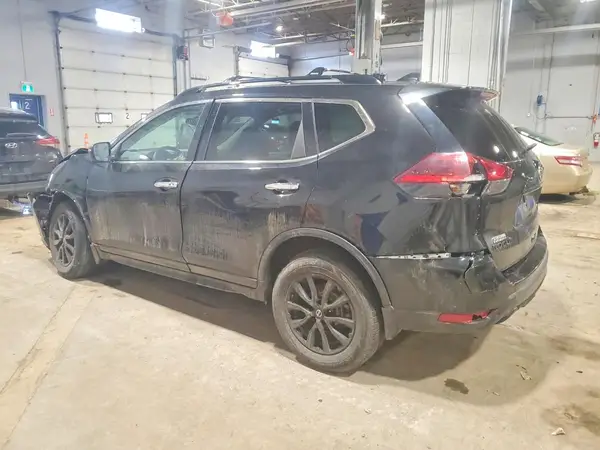 5N1AT2MV4JC735590 2018 NISSAN ROGUE - Image 2