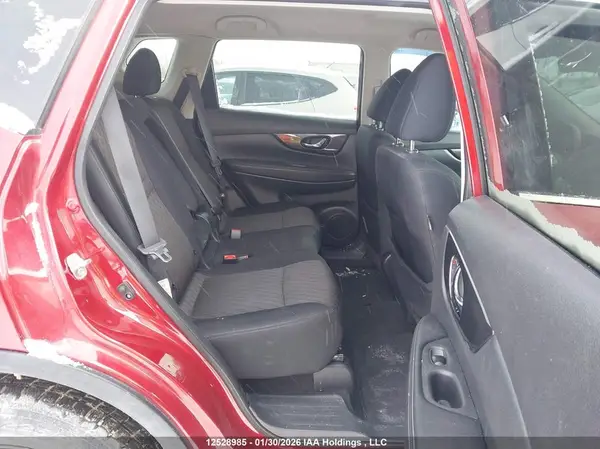 5N1AT2MV4JC736223 2018 NISSAN ROGUE - Image 8