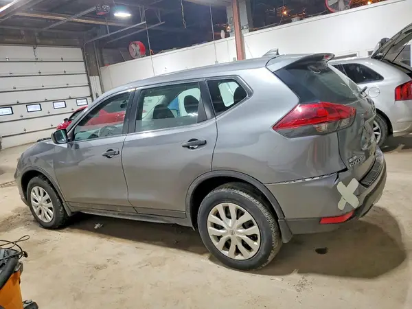 5N1AT2MV4JC741390 2018 NISSAN ROGUE - Image 2