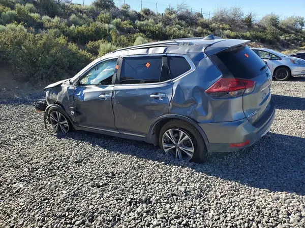 5N1AT2MV4JC743379 2018 NISSAN ROGUE - Image 2