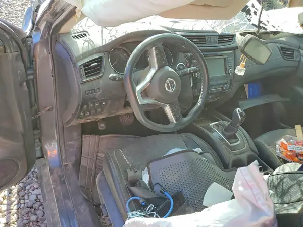 5N1AT2MV4JC743379 2018 NISSAN ROGUE - Image 8