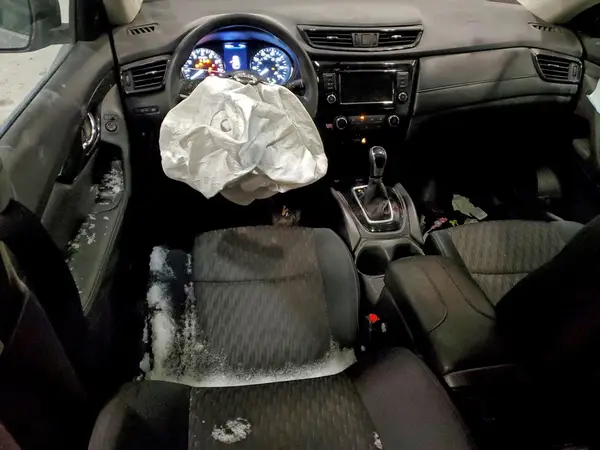 5N1AT2MV4JC743656 2018 NISSAN ROGUE - Image 8