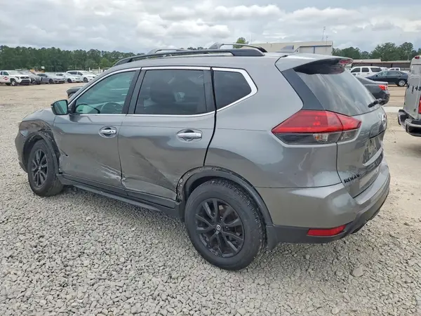5N1AT2MV4JC748470 2018 NISSAN ROGUE - Image 2
