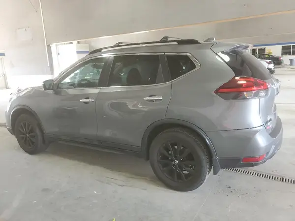 5N1AT2MV4JC755693 2018 NISSAN ROGUE - Image 2