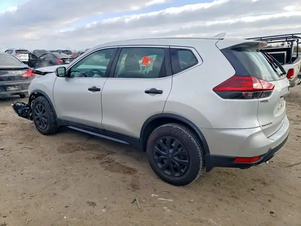 5N1AT2MV4JC758464 2018 NISSAN ROGUE - Image 2
