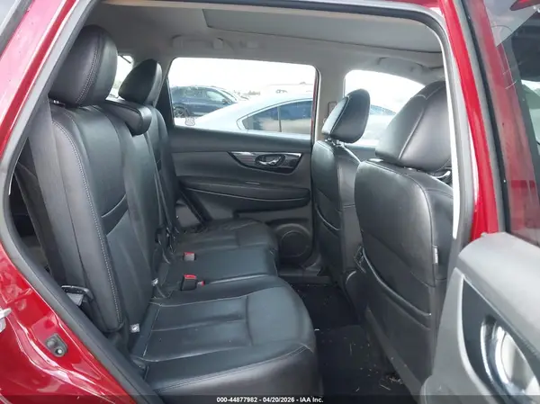 5N1AT2MV4JC760666 2018 NISSAN ROGUE - Image 8