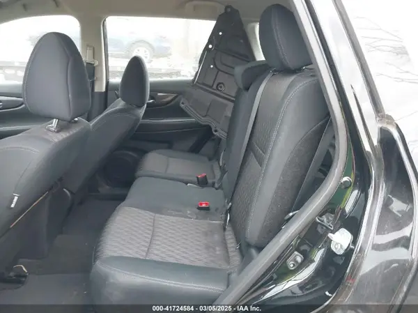 5N1AT2MV4JC768234 2018 NISSAN ROGUE - Image 8