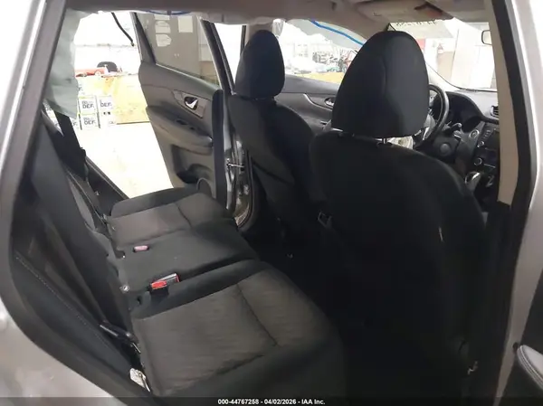 5N1AT2MV4JC770971 2018 NISSAN ROGUE - Image 8