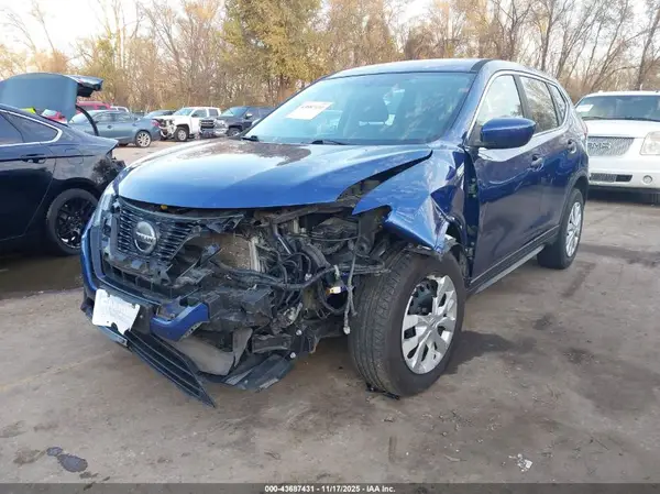 5N1AT2MV4JC776625 2018 NISSAN ROGUE - Image 2