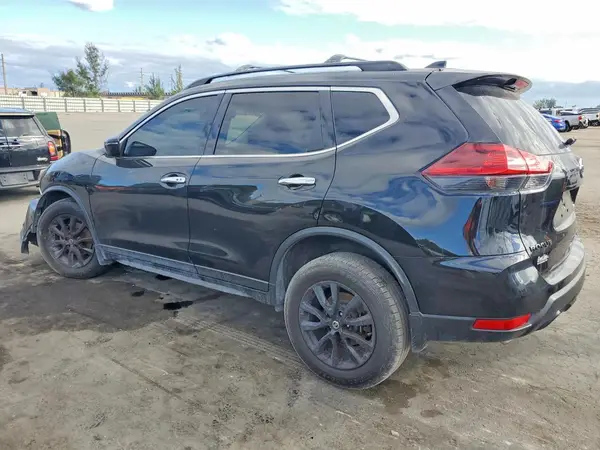 5N1AT2MV4JC784899 2018 NISSAN ROGUE - Image 2