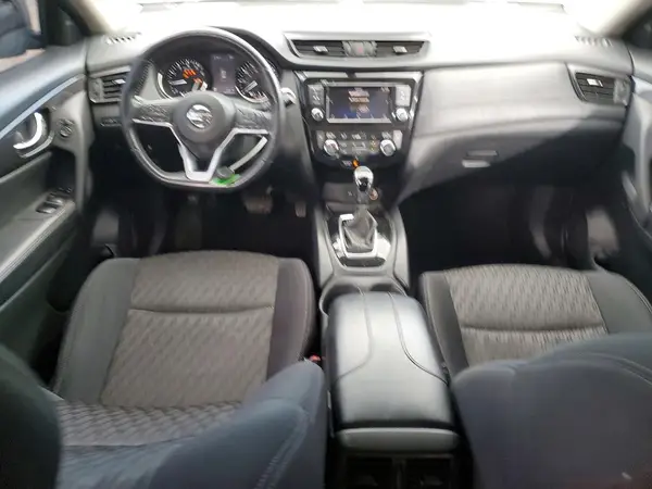 5N1AT2MV4JC784899 2018 NISSAN ROGUE - Image 8
