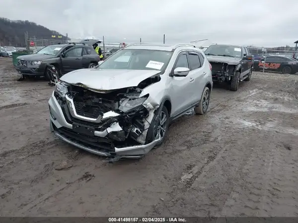 5N1AT2MV4JC785437 2018 NISSAN ROGUE - Image 2