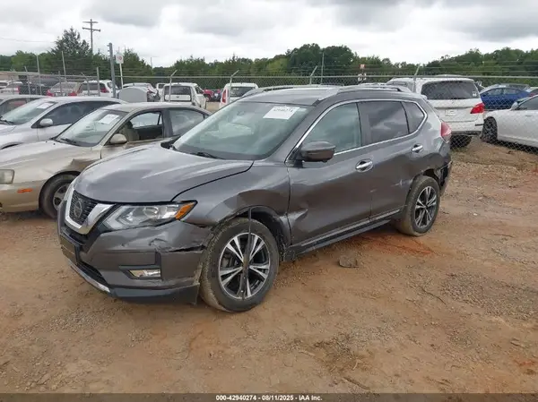 5N1AT2MV4JC787205 2018 NISSAN ROGUE - Image 2