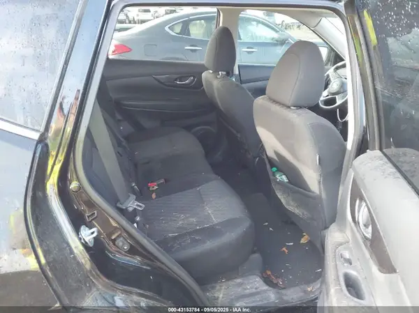 5N1AT2MV4JC788533 2018 NISSAN ROGUE - Image 8