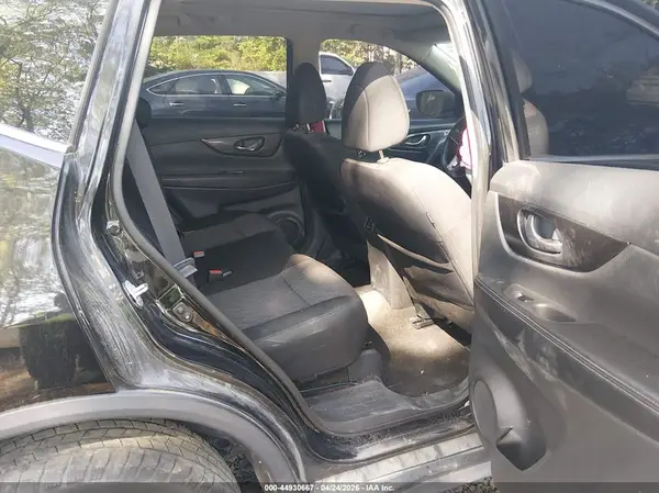 5N1AT2MV4JC802317 2018 NISSAN ROGUE - Image 8