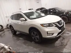 5N1AT2MV4JC809851 2018 NISSAN ROGUE