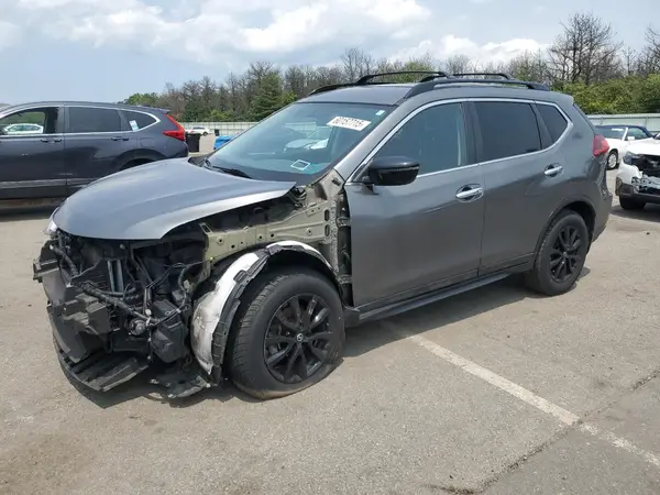 5N1AT2MV4JC812202 2018 NISSAN ROGUE - Image 1