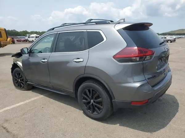 5N1AT2MV4JC812202 2018 NISSAN ROGUE - Image 2