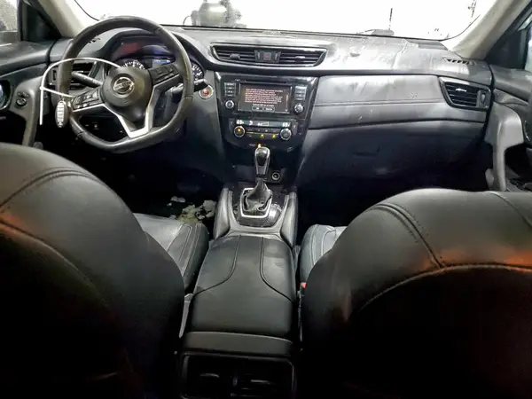 5N1AT2MV4JC814256 2018 NISSAN ROGUE - Image 8