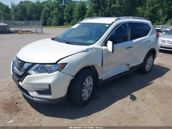 5N1AT2MV4JC814614 2018 NISSAN ROGUE - Image 2