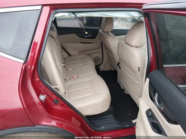 5N1AT2MV4JC822874 2018 NISSAN ROGUE - Image 8