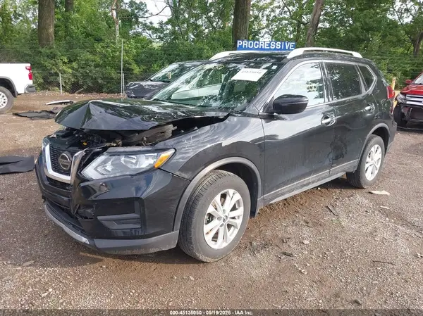 5N1AT2MV4JC827153 2018 NISSAN ROGUE - Image 2