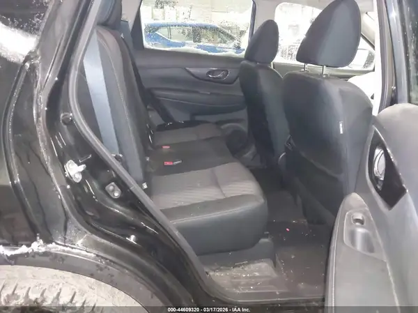 5N1AT2MV4JC829629 2018 NISSAN ROGUE - Image 8